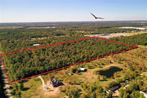 Total of 10 acres 2 separate parcels zoned commercial on Sam Nunn Blvd in Perry, GA Contact listing agent for pricing. . Land for sale houston